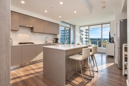 2801-3833 Evergreen Place  Burnaby, BC V3J 0M2