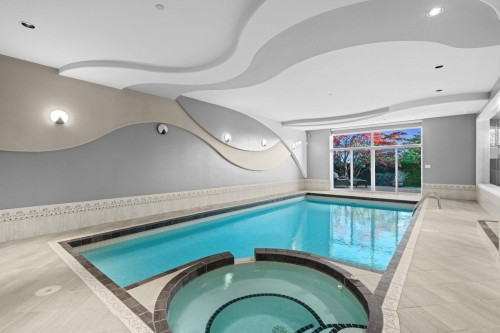 1579 Errigal Place, West Vancouver, BC 