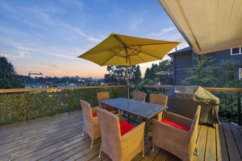 1095 Keith Road W, North Vancouver, BC 