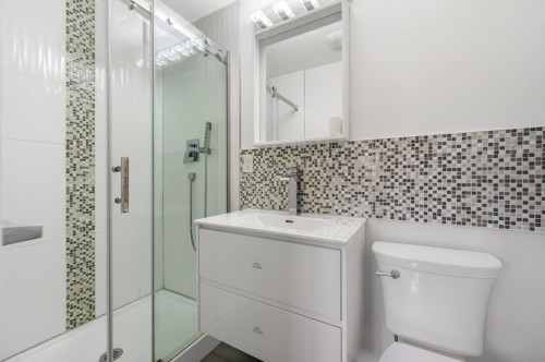 6527 Tyne Street, Vancouver, BC 