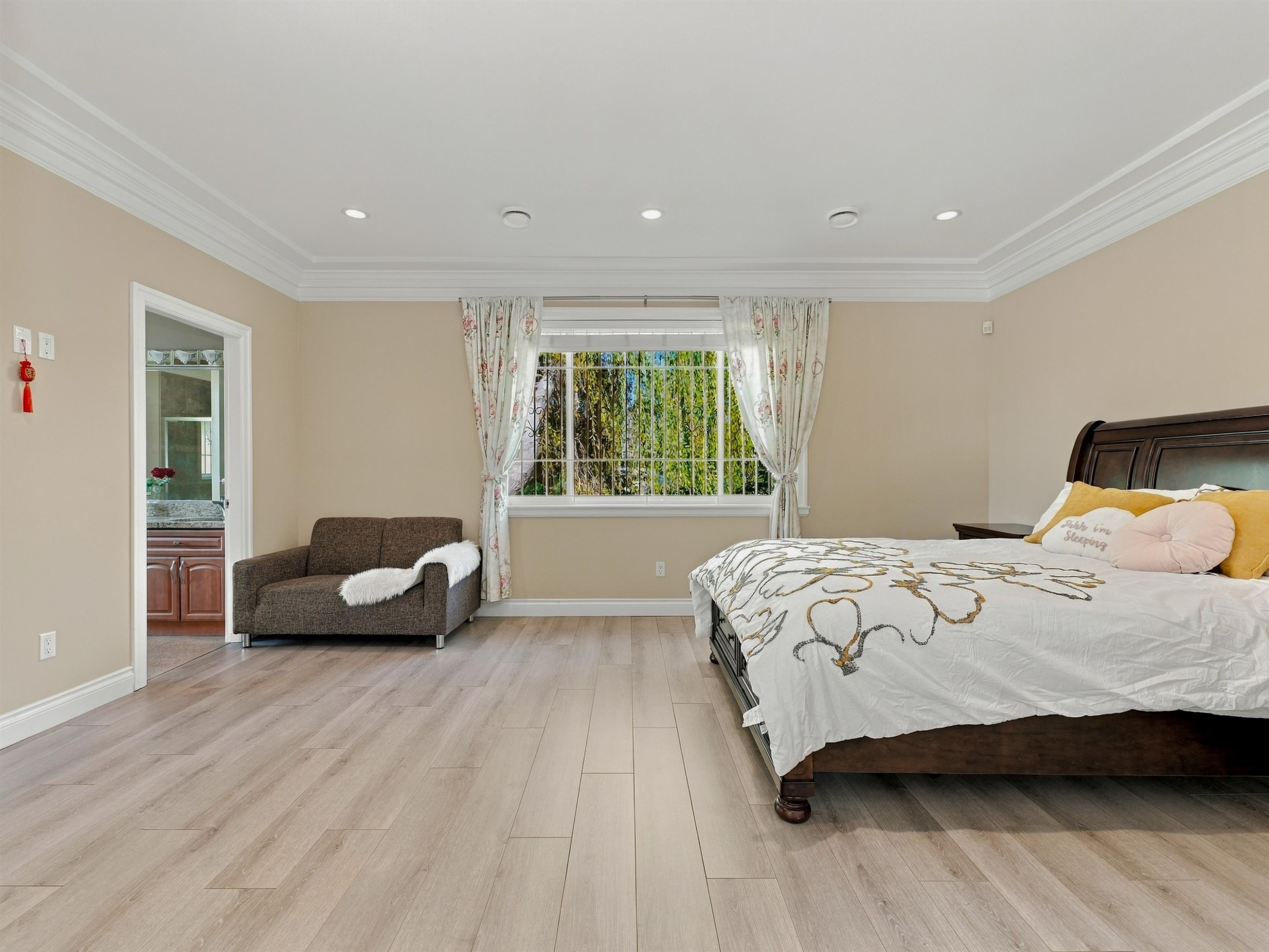 5631 Clearwater Drive, Richmond, BC