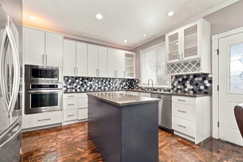 3895 Glendale Street, Vancouver, BC 