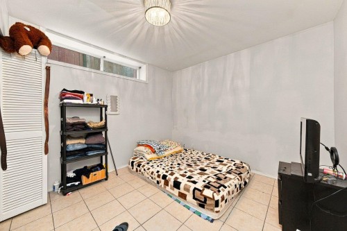 3895 Glendale Street, Vancouver, BC 