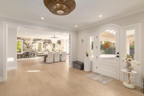 5747 Newton Wynd, Vancouver, BC 
