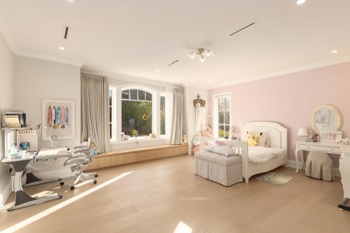 5747 Newton Wynd, Vancouver, BC 