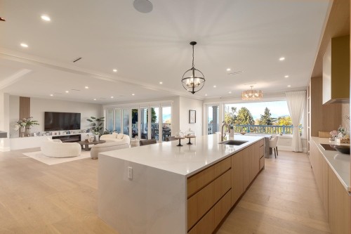 5747 Newton Wynd, Vancouver, BC 