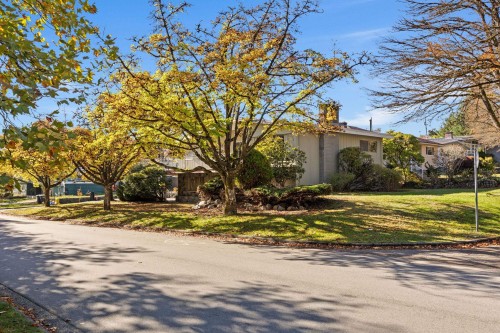 7649 Vivian Drive, Vancouver, BC 