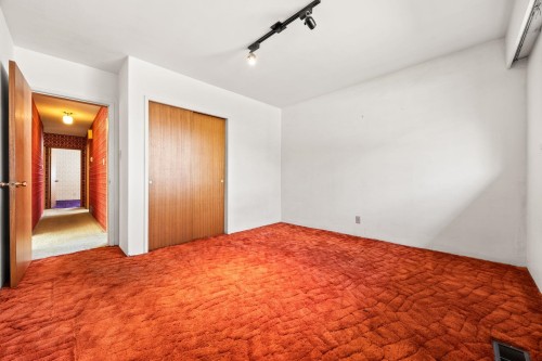 7649 Vivian Drive, Vancouver, BC 