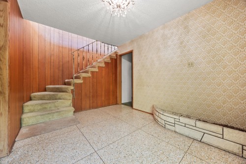 7649 Vivian Drive, Vancouver, BC 