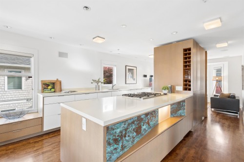 2697 York Avenue, Vancouver, BC 