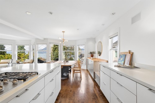 2697 York Avenue, Vancouver, BC 