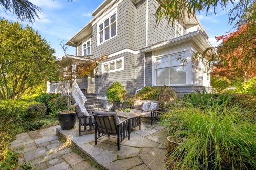2697 York Avenue, Vancouver, BC 