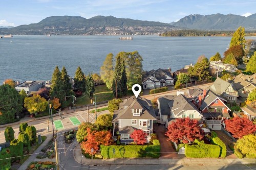 2697 York Avenue, Vancouver, BC 
