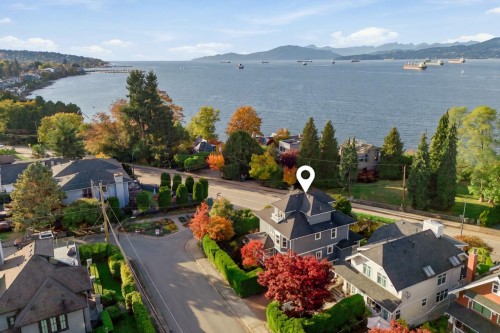 2697 York Avenue, Vancouver, BC 