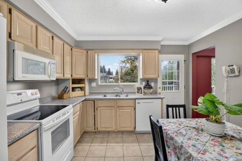 1423 Regan Avenue, Coquitlam, BC 