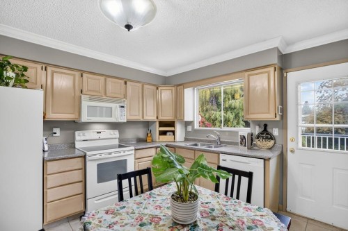 1423 Regan Avenue, Coquitlam, BC 
