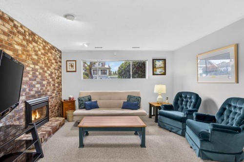 1423 Regan Avenue, Coquitlam, BC 