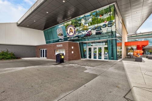 1423 Regan Avenue, Coquitlam, BC 