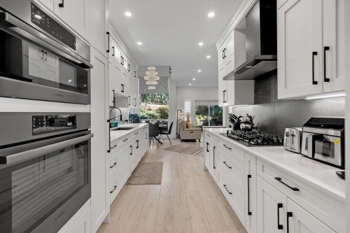 1273-3Rd Street, West Vancouver, BC 