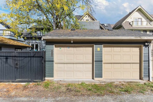 3648 1St Avenue W, Vancouver, BC 
