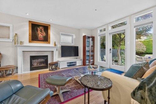 3648 1St Avenue W, Vancouver, BC 