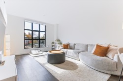 200-2446 Shaughnessy Street  Port Coquitlam, BC V3C 3E5
