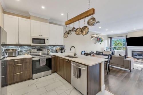 310-2109 Rowland Street  Port Coquitlam, BC V3C 6J4