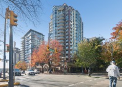 1403-1010 Burnaby Street  Vancouver, BC V6E 4L8