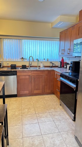 5345 Kensington Crescent, West Vancouver, BC 