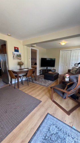 5345 Kensington Crescent, West Vancouver, BC 