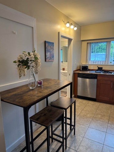 5345 Kensington Crescent, West Vancouver, BC 