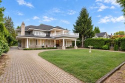 1277 King Edward Avenue W Vancouver, BC V6H 1Z8