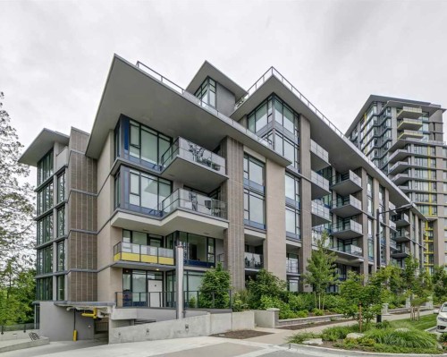 513-8850 University Crescent  Burnaby, BC V5A 0C8