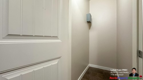 7729 Elliott Street, Vancouver, BC 