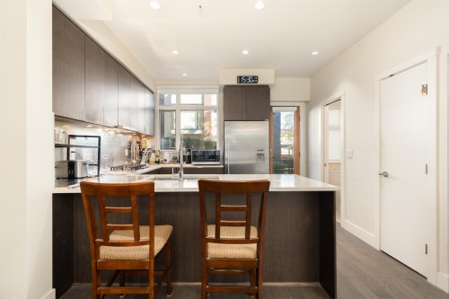 6190 Oak Street, Vancouver, BC 