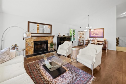 3336 Manning Crescent, North Vancouver, BC 