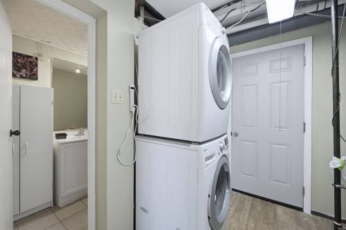 1194 Colin Place, Coquitlam, BC 