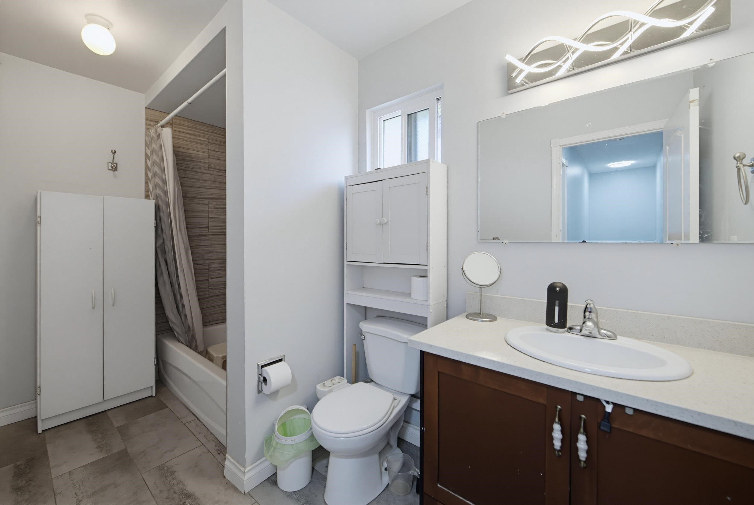 1194 Colin Place, Coquitlam, BC