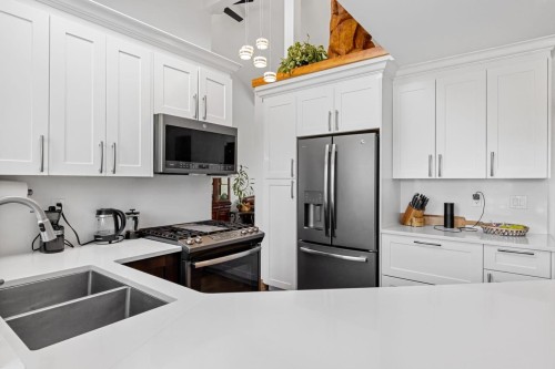 2137 Parapet Terrace, Port Coquitlam, BC 