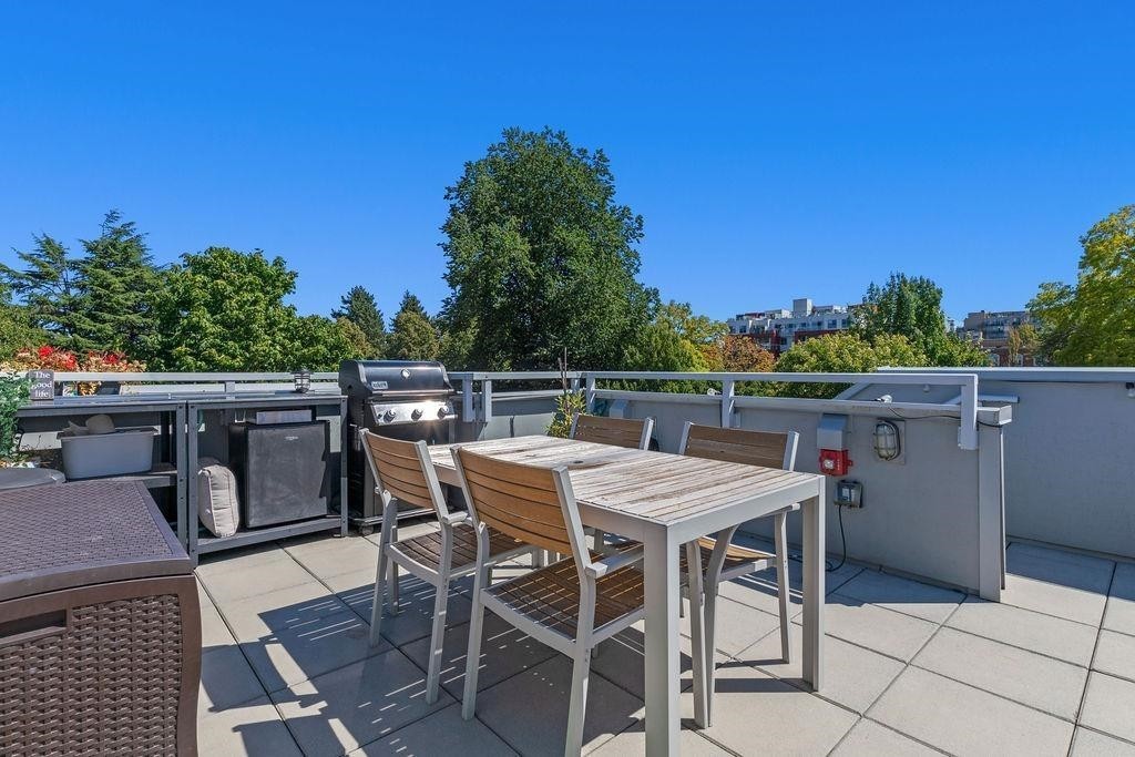 2337 Brunswick Street, Vancouver, BC