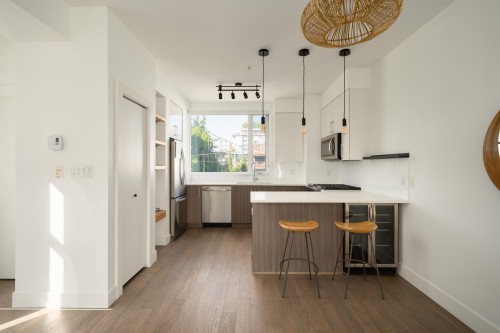 2337 Brunswick Street, Vancouver, BC 
