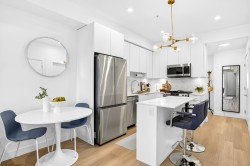 203-2331 Kelly Avenue  Port Coquitlam, BC V3C 0T4