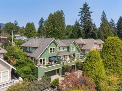 261 Queens Road ENorth Vancouver, BC V7N 4N7