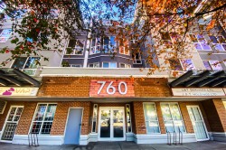 PH10-760 Kingsway  Vancouver, BC V5V 3C1