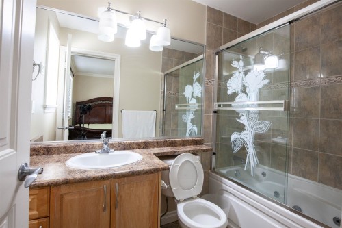 9380 No 3 Road, Richmond, BC 