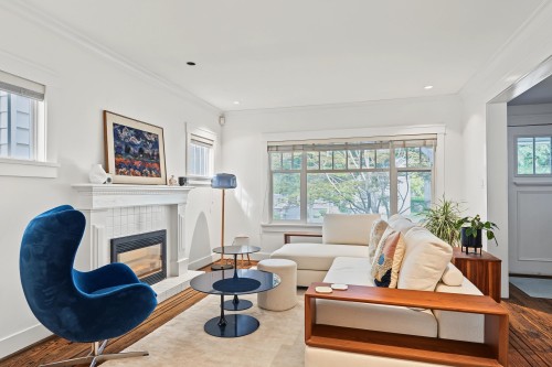 462 19Th Avenue W, Vancouver, BC 