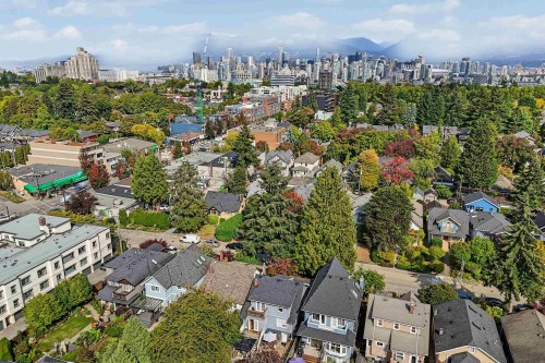 462 19Th Avenue W, Vancouver, BC 