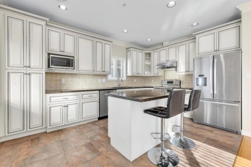 1956 42Nd Avenue W, Vancouver, BC 