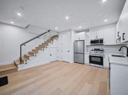 2-6989 Kerr Street  Vancouver, BC V5X 2B3