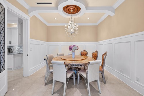 7788 Railway Avenue, Richmond, BC 